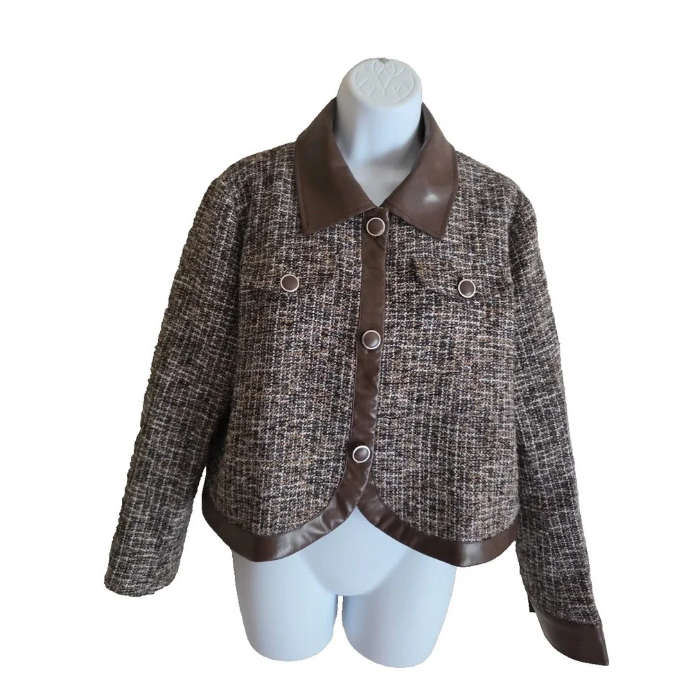 Tweed Women's Brown and Black Plaid Blazer/ Jacket- Size M - Picture 5 of 12